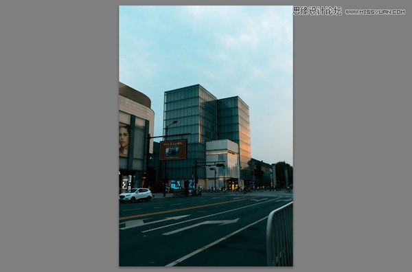 Photoshop结合LR制作质感冷色的城市照片,PS教程,思缘教程网